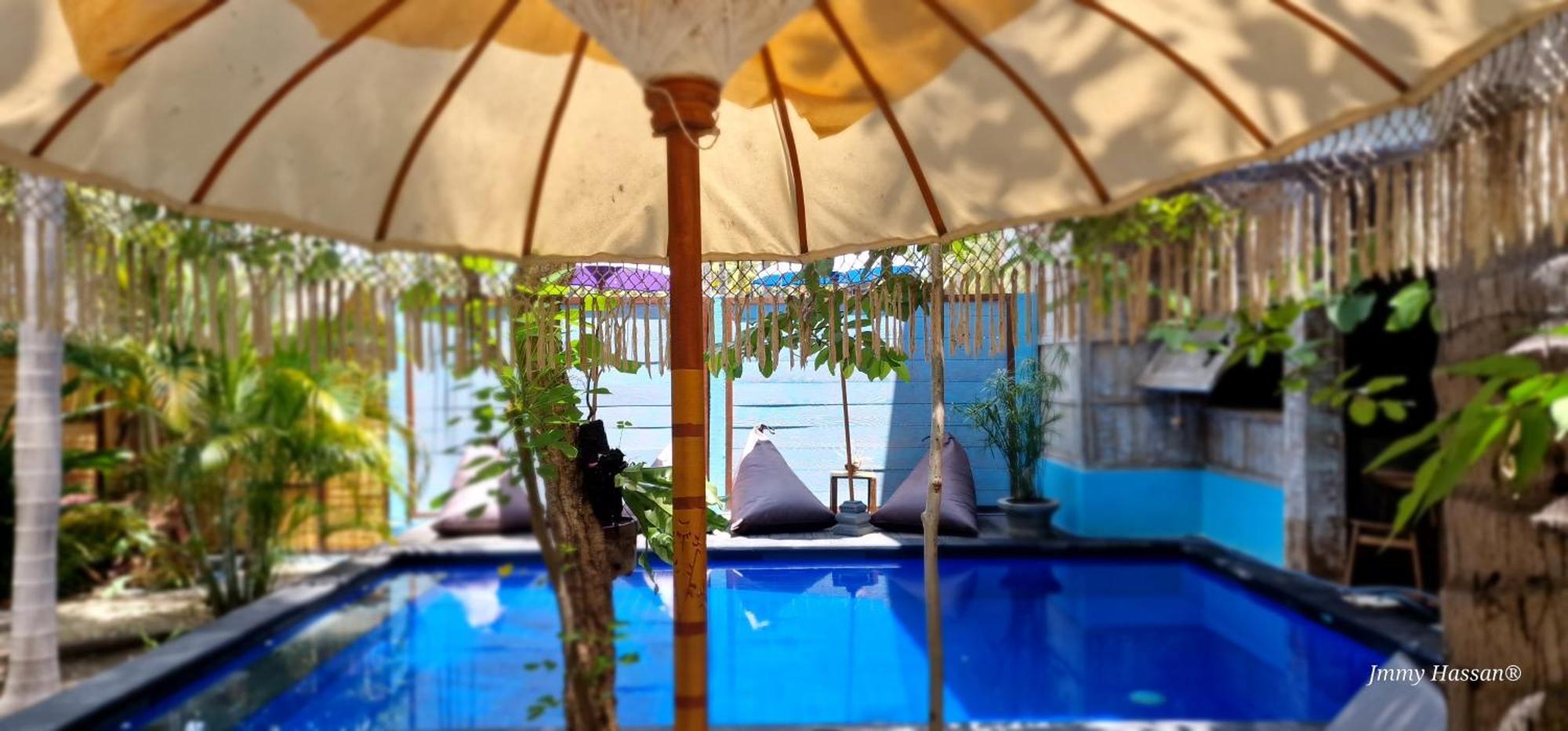 Villas Light House - Eco-Traditional Joglo Gili Trawangan Buitenkant foto
