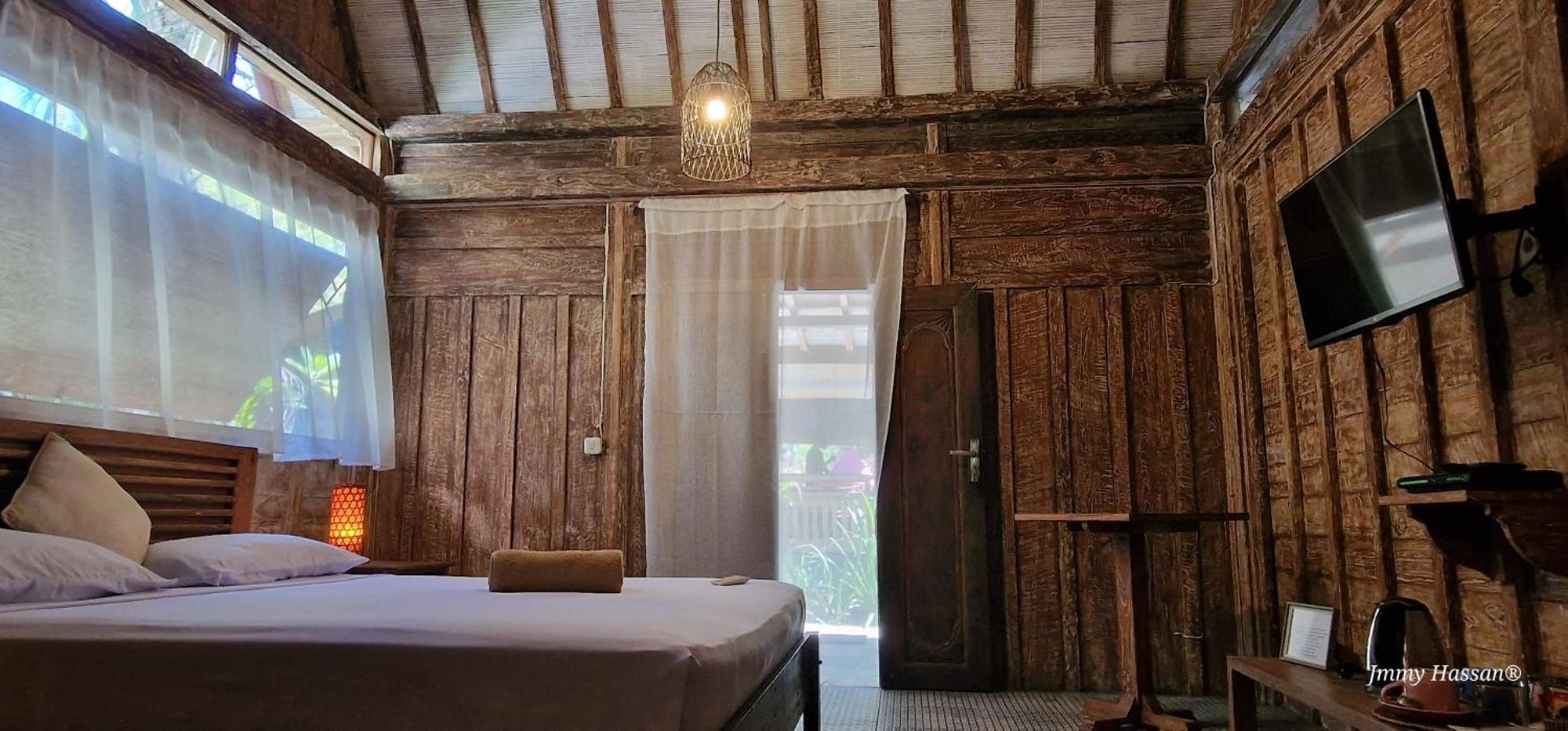 Villas Light House - Eco-Traditional Joglo Gili Trawangan Buitenkant foto