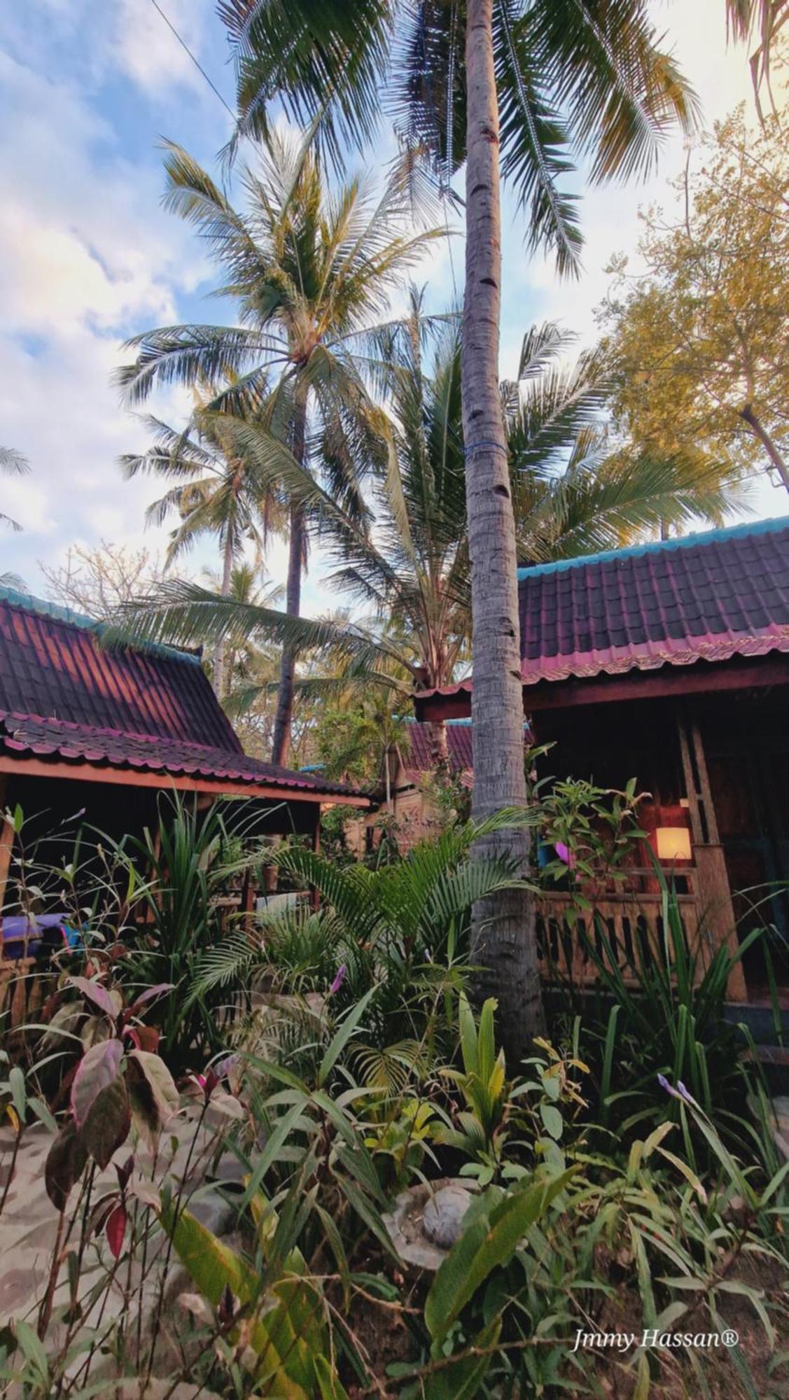 Villas Light House - Eco-Traditional Joglo Gili Trawangan Buitenkant foto