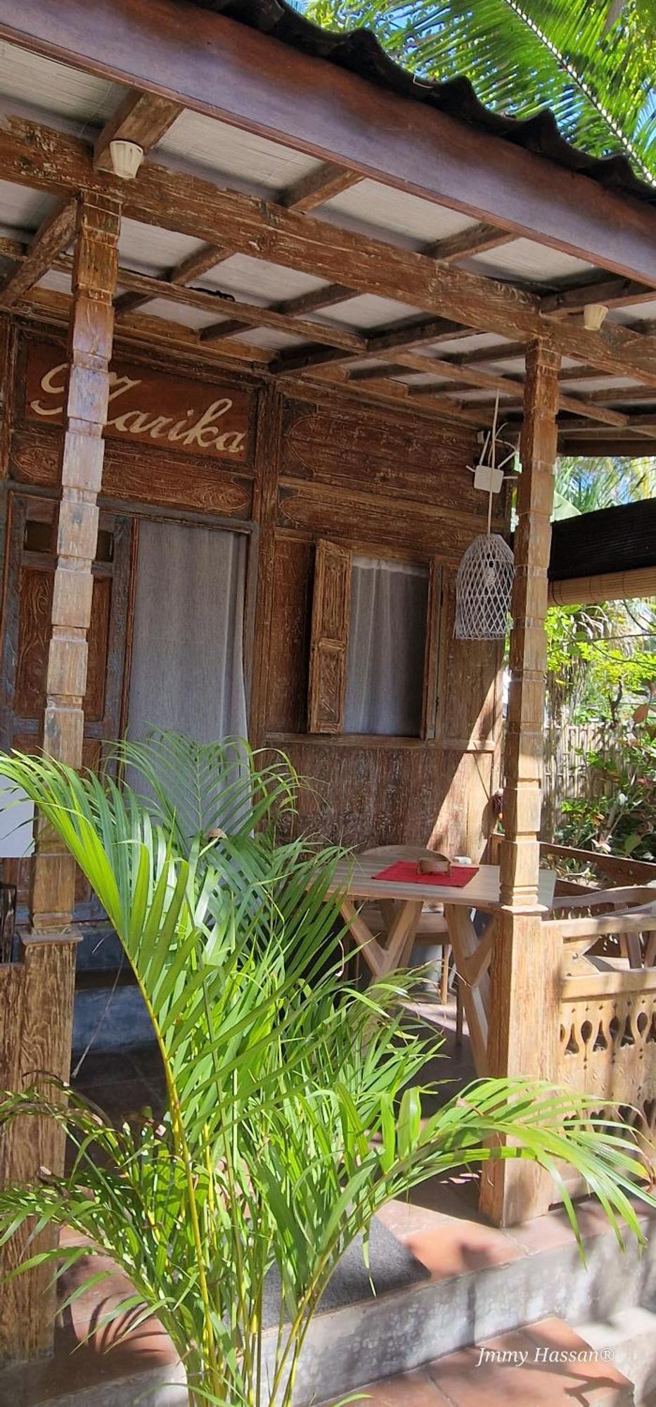 Villas Light House - Eco-Traditional Joglo Gili Trawangan Buitenkant foto