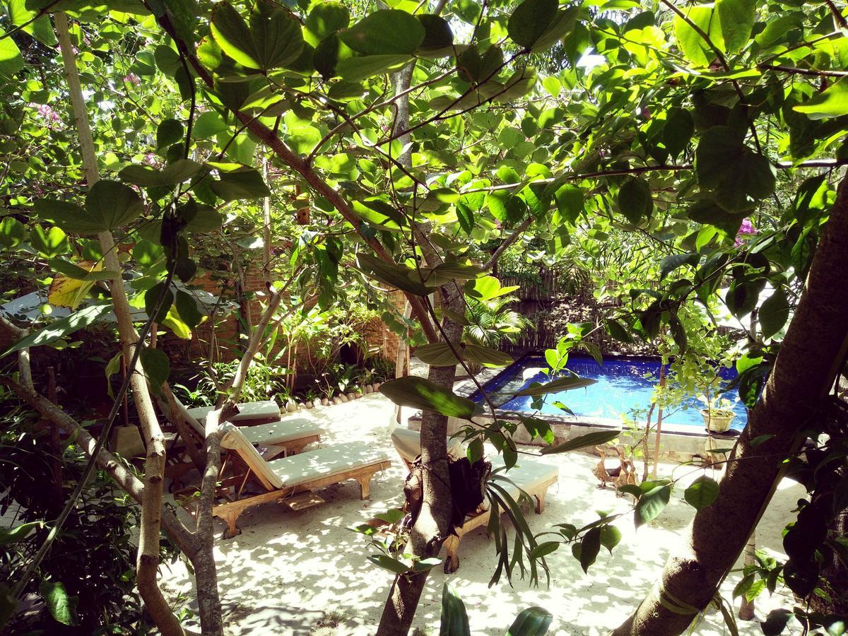 Villas Light House - Eco-Traditional Joglo Gili Trawangan Buitenkant foto
